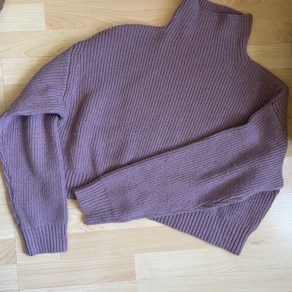 Women's Purple Sweater